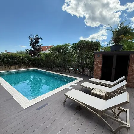 Allure 1 アパート